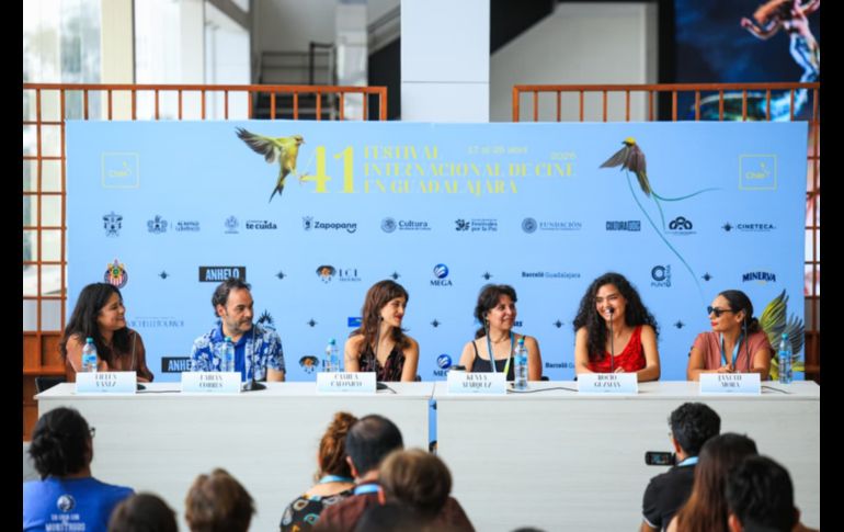 La directora Kenya Márquez regresó al Festival Internacional de Cine en Guadalajara para presentar su más reciente largometraje, Se busca, una obra que marca el cierre de una trilogía iniciada con Fecha de caducidad y continuada con Asfixia