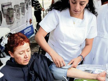 El chequeo continuo de la salud cardiovascular puede prevenir padecimientos graves. ESPECIAL