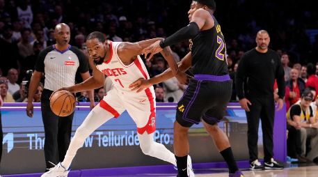 Durant no lució bien en su regreso a la duela y perdió el balón nueve veces. AP/M. Terrill