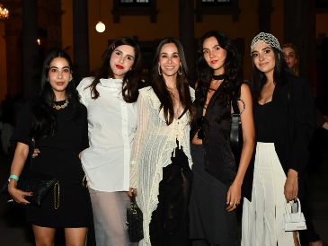 Georgina Hernández, Ale Alarcón, Majo Hernández, Denisse de Alba, Vivian Saad. GENTE BIEN JALISCO / Revista del 24 de abril 2026