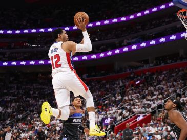 El triunfo corta una larga sequía de la franquicia en playoffs. AFP / G. Shamus