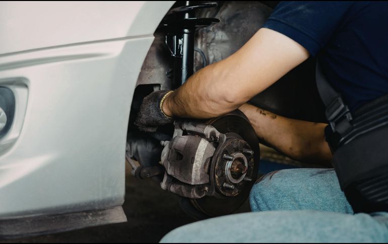 Protección Civil Jalisco insiste en la importancia de tomar precauciones si se planea viajar, con el fin de evitar riesgos durante un día festivo. ESPECIAL / CANVA