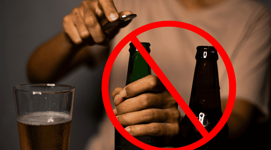 Cualquier establecimiento mercantil, ya sea formal o comercio en la vía pública, que sea sorprendido vendiendo, regalando o permitiendo el consumo de bebidas alcohólicas durante los días de restricción, enfrentará sanciones económicas significativas. CANVA