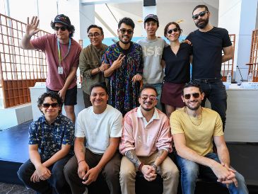 “A toda madre” cuenta la historia de Martín, quien busca impedir la boda de su madre con el hombre que fue su bully en la infancia. EL INFORMADOR/J. ACOSTA