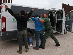 Con la ley SB4, Texas tiene autorización para meter a la cárcel a cualquier persona que entre de forma ilegal desde México. EFE/ARCHIVO