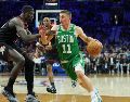 Los Celtics de Boston pusieron el segundo punto a su favor en el tercer juego de la serie. AFP / M. Leff