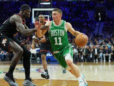 Los Celtics de Boston pusieron el segundo punto a su favor en el tercer juego de la serie. AFP / M. Leff