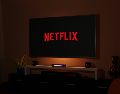 Netflix refuerza su catálogo con historias nuevas y propuestas que buscan generar impacto. PEXELS