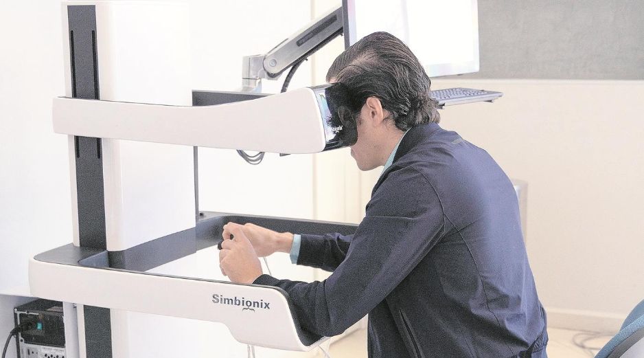 Especialistas presentaron innovaciones tecnológicas y avances en cirugía robótica durante la Jornada de Actualización en Guadalajara. ESPECIAL