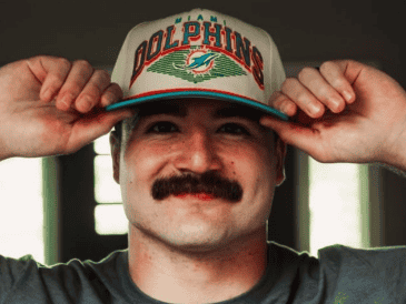 Ahora, bajo el mando de Mike McDaniel en los Dolphins, Jacob se perfila para ser el líder de la defensiva en Miami. X / @TexasTechFB