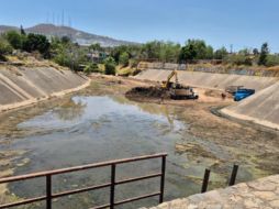 La presidenta municipal de Guadalajara, Verónica Delgadillo, encabezó recorridos de supervisión en los vasos reguladores 5 de Mayo y El Dean, como parte de los trabajos previos al temporal de lluvias. ESPECIAL
