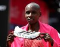 Sabastian Sawe. El keniano marcó el nuevo punto de partida del maratón moderno, obligando a replantear los modelos fisiológicos del deporte. XINHUA/L. Ying