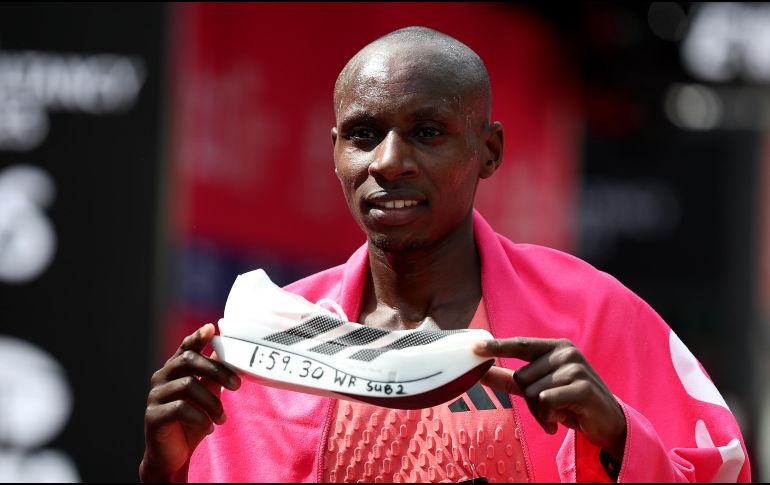 Sabastian Sawe. El keniano marcó el nuevo punto de partida del maratón moderno, obligando a replantear los modelos fisiológicos del deporte. XINHUA/L. Ying