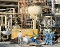 Refinerías de Medio Oriente se han visto bajo presión, primero por la guerra entre Estados Unidos e Irán y ahora con el anuncio de que EAU abandonará la OPEP. AFP