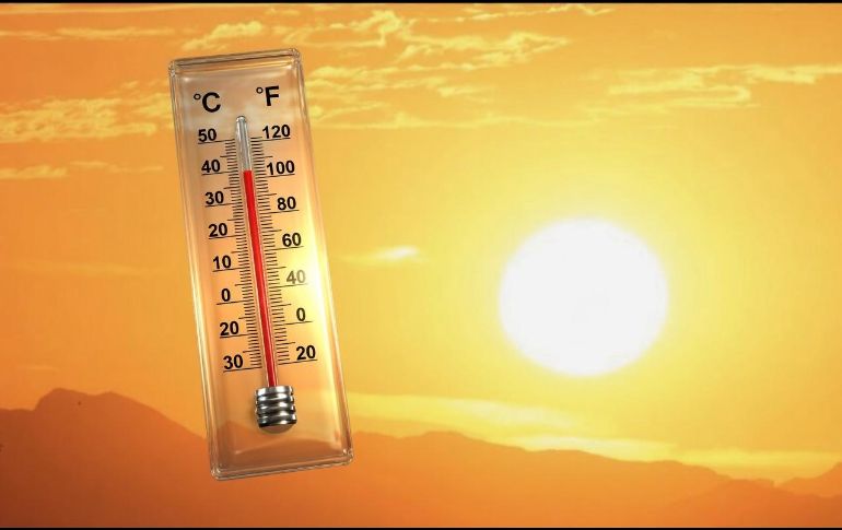 El aumento de temperatura puede causar problemas de salud, por lo que se recomienda el tomar las precauciones necesarias. Unsplash