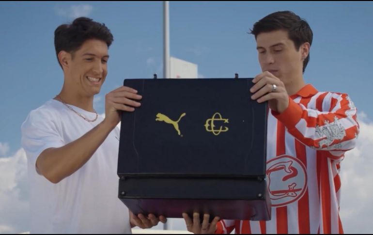 La camiseta conmemorativa será la última de Puma con Chivas. X/PUMAmexico