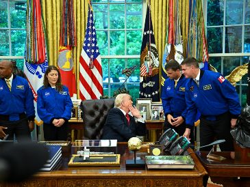 Los cuatro tripulantes de Artemis II son Reid Wiseman, Christina Koch y Victor Glover, de la NASA, y Jeremy Hansen, de la Agencia Espacial Canadiense (CSA). EFE/G. Sloan