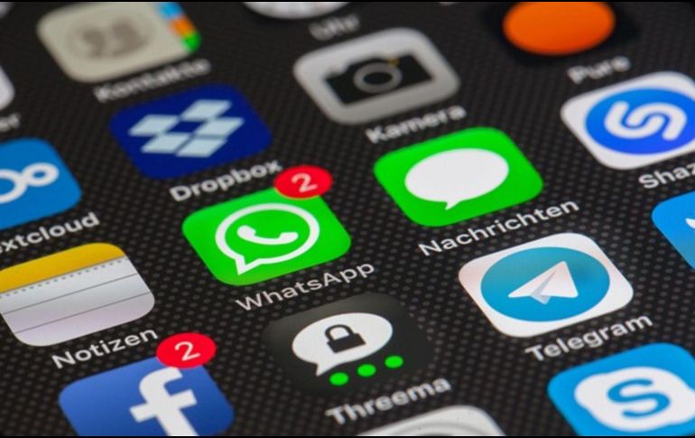 Aunque el celular seguirá funcionando, la aplicación de WhatsApp dejará de operar en algunos modelos a partir de mayo de 2026. PEXELS