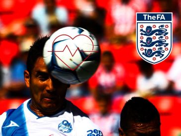 FA niega que existan pruebas suficientes sobre un deterioro derivado de cabecear el balon de futbol. IMAGO7 / ARCHIVO