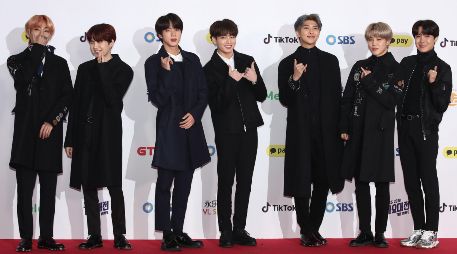 BTS tuvo un reencuentro con la música digno de recordarse: ¡hubo de todo, disco nuevo, gira mundial y hasta una próxima visita a México! EFE/ARCHIVO