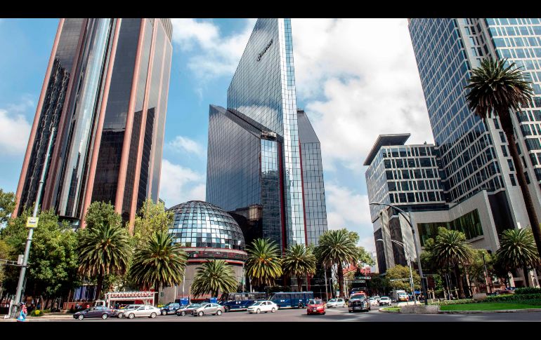 Aunque enero y febrero de 2026 tuvieron subidas, marzo y abril no fueron meses tan buenos para el merado bursátil mexicano. AFP/ARCHIVO