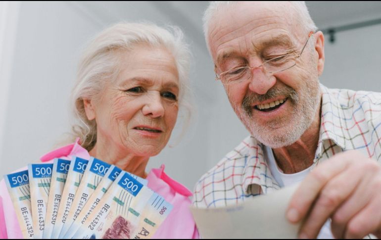 Pensionados deberán mantenerse atentos a las fechas oficiales para identificar correctamente los depósitos que les corresponden. PEXELS/ESPECIAL