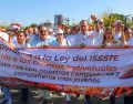 La marcha docente inició en la Glorieta de la Normal, desde donde se concentraron y se dirigieron por el Paseo Alcalde hacia la zona del Santuario. EL INFORMADOR / ARCHIVO