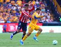 Este sábado, Chivas afronta una prueba de carácter al visitar a Tigres en el Estadio Universitario, en el duelo de Ida de los Cuartos de Final del Clausura 2026. IMAGO7