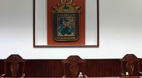 Juan de Dios Gámez no asistió a la sesión extraordinaria donde se aprobó la separación temporal de su cargo. SUN/V. Rosas