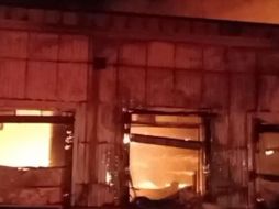 La Semadet activó una alerta atmosférica en el municipio de Lagos de Moreno a causa del incendio. X/ @PCJalisco