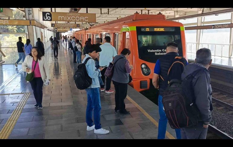 Aunque el 5 de mayo siempre hay confusiones sobre si es día de asueto o no, la LFT es muy clara al respecto y esto se ve reflejado en los horarios del Metro CDMX. SUN/ARCHIVO