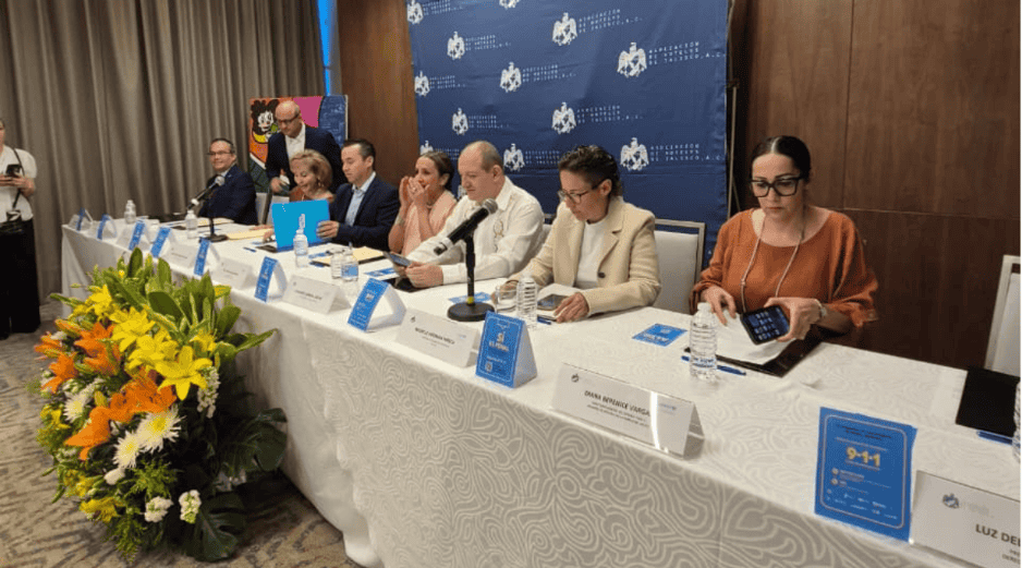 Desde la llegada de los huéspedes con menores de edad en la recepción se piden identificaciones de los menores y los adultos que los acompañan. EL INFORMADOR/J. Velazco