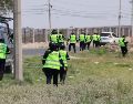 Elementos de Protección Civil, Bomberos y Seguridad Pública acudieron al sitio para iniciar las labores y entrevistarse con familiares de la menor identificada con las iniciales M.V.D.V. ESPECIAL