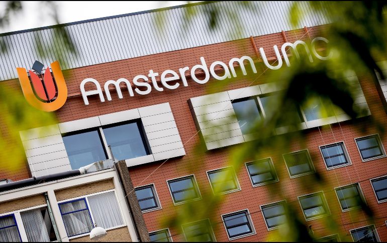Este jueves se informó sobre la hospitalización en Ámsterdam de una azafata neerlandesa que presenta síntomas de la enfermedad. EFE/K. VAN