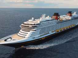 El operativo genero mucha tensión entre los pasajeros del crucero, quienes impactados por la intervención grabaron cómo los trabajadores eran esposados. Disney Cruise Line