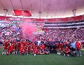 Durante el entrenamiento, los jugadores realizaron ejercicios regenerativos en medio de un ambiente de fiesta. CORTESÍA/ CHIVAS.