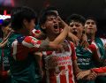 El conjunto rojiblanco dominó gran parte de las acciones ofensivas para conseguir su pase a Semifinales. EL INFORMADOR/ A. NAVARRO.