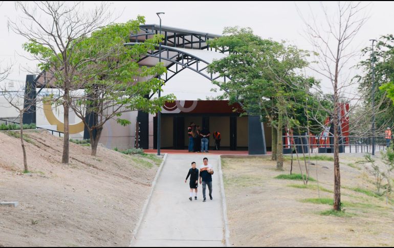 Inauguran el primer bosque urbano de Tlajomulco en Lomas del Sur