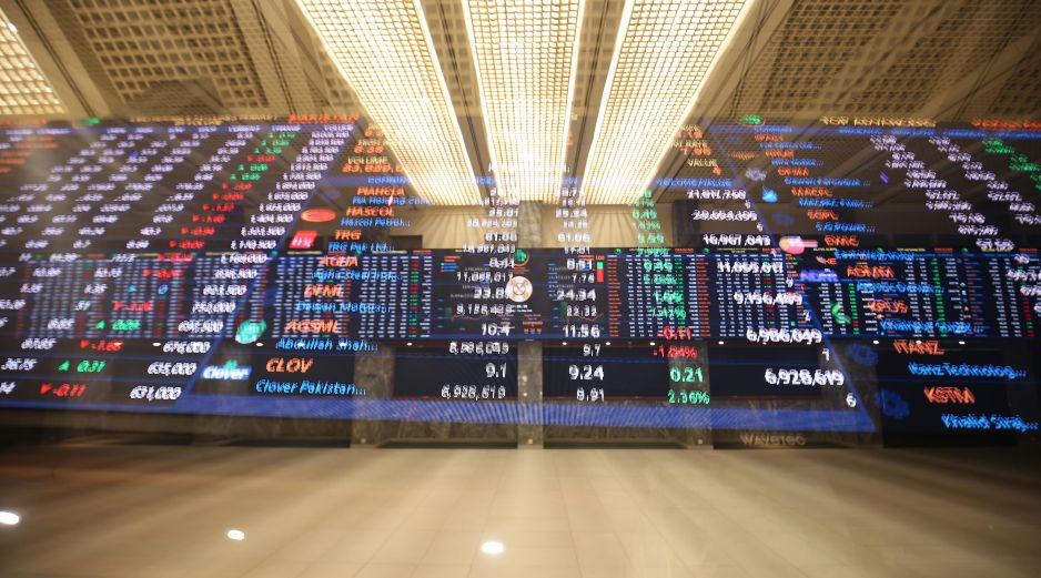La Bolsa Mexicana se unió a Wall Street y también registró avances en su principal indicador. EFE/R. Khan