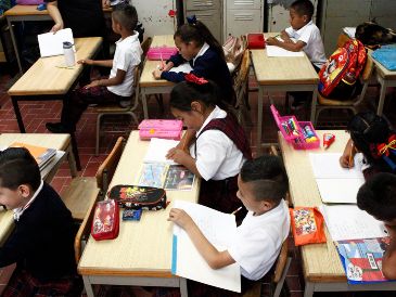 La Secretaría de Educación Jalisco mantendrá sin cambios el calendario escolar para el cierre del ciclo 2025-2026 en Educación Básica, al considerar este periodo clave para la evaluación y consolidación de aprendizajes. EL INFORMADOR / ARCHIVO