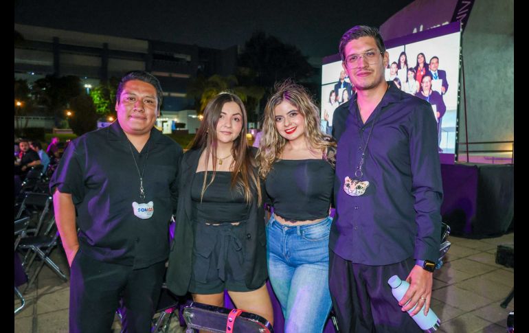 Omar Abdyel Ortiz, Elizabeth Villaseñor, Alexa Avelar y Ernesto López. GENTE BIEN JALISCO / Revista del 15 de mayo 2026