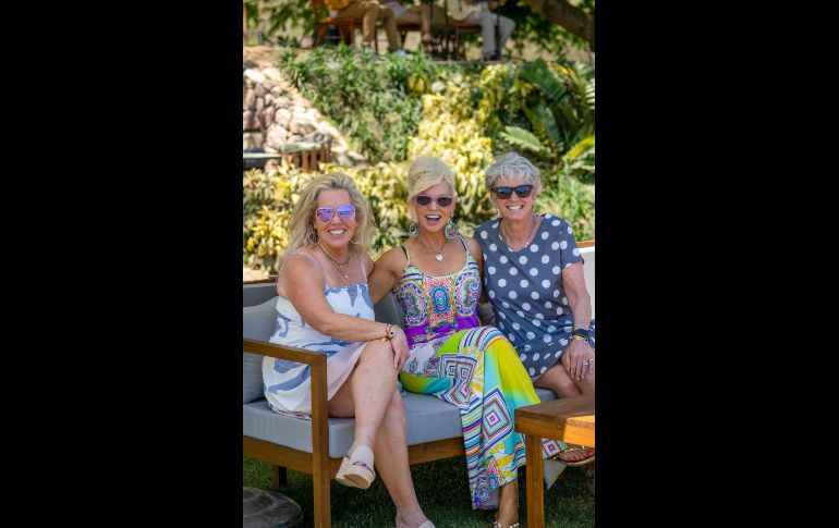Susan DeFour, Kimberly Watson y Ellen Greenberg. GENTE BIEN JALISCO / V Copa Jaguar