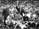 La Selección de Italia, con la Copa Jules Rimet, luego de proclamarse campeones en el Mundial de 1934. AFP / ARCHIVO