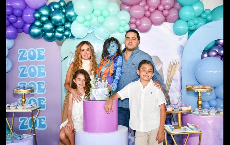 Mónica Rojo, Zoé Martínez, Alberto Martínez, María Emilia Martínez y Noé Martínez. GENTE BIEN JALISCO / Revista del 15 de mayo 2026