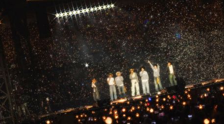 BTS se la pasó de lujo en México... ¡hasta disfrutaron de una función de lucha libre! INSTAGRAM/BTS