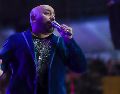 Aunque el robo de sus botas lo tomó por sorpresa, Lupillo Rivera continuó con el concierto entre risas. EL INFORMADOR/ARCHIVO