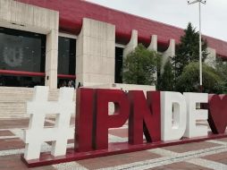 El paro de 36 horas convocado por alumnos y trabajadores mantiene en vilo a la comunidad educativa. ESPECIAL