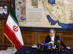 El ministro de Asuntos Exteriores de Irán, Abás Araqchí, durante una rueda de prensa. EFE/EPA/R. Gupta
