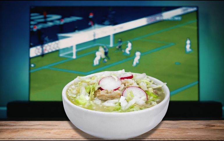 El pozole es tan noble que permite múltiples alineaciones en la cocina, adaptándose a las preferencias de cualquier aficionado. ESPECIAL / CANVA