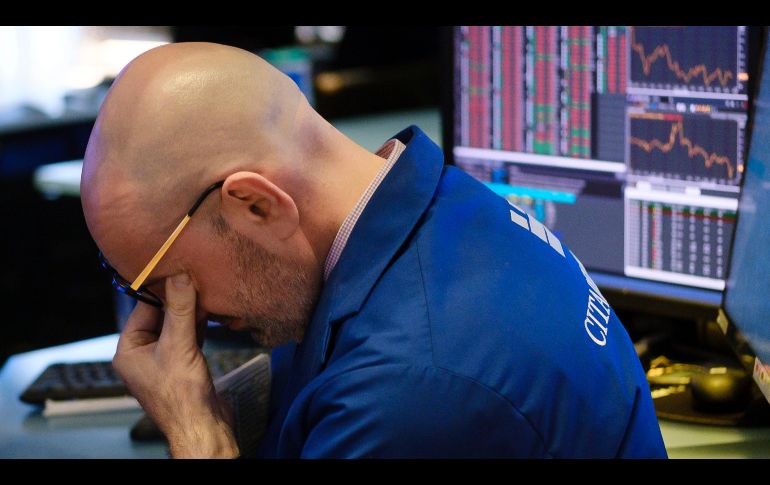 Dos importantes indicadores registraron pérdidas semanales acumuladas: el Dow Jones del 0.17% y el Nasdaq del 0.08%. EFE/ARCHIVO